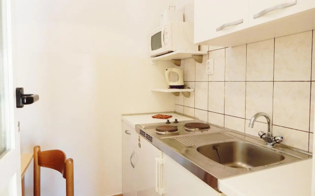 Apartments by the sea Duce, Omis - 946