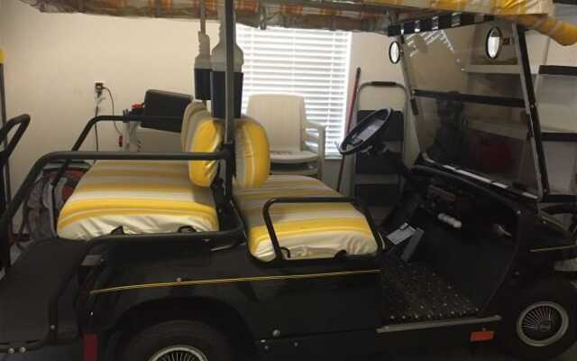 Amber Court 871 by White Pelican VR