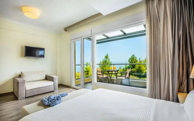 Sunny Villa in Chaniotis