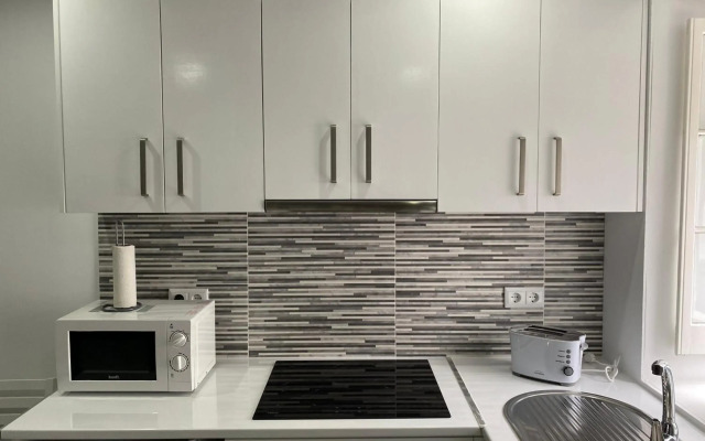 THE CEDAR TREE HOUSE Studio 48