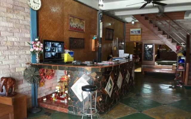 Sri Trang Hotel
