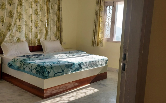 LakeBreeze By Sunrise