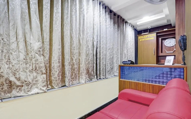 Lee Comfort by Treebo