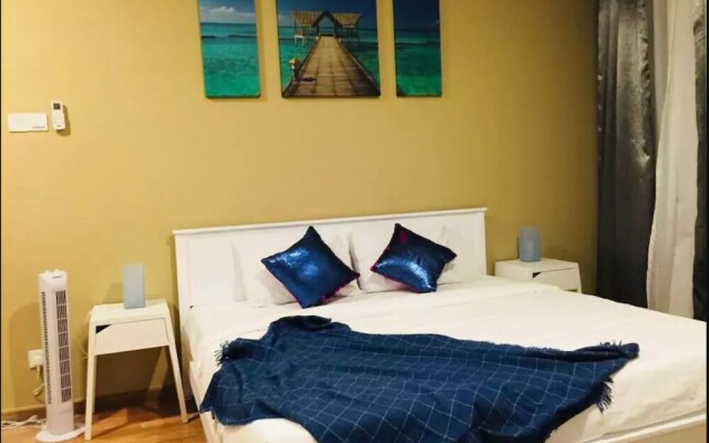 Sky Bungalow Green Beverly Hills