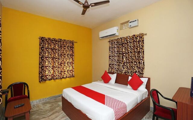 OYO 12756 Elite Stay