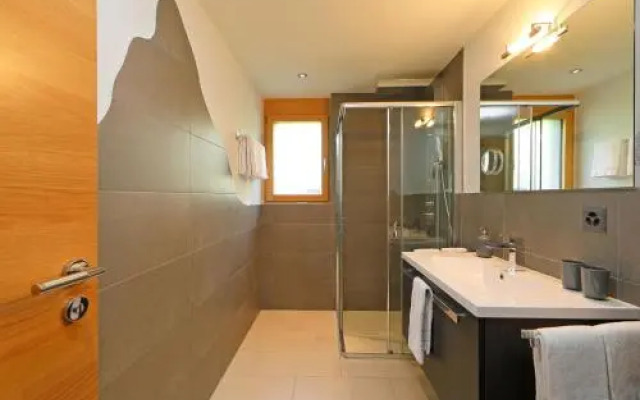 Apartment Happy Lily