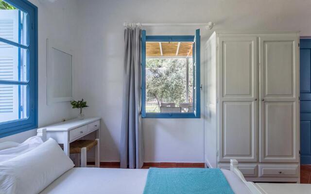 Limnonari Split Level Studio