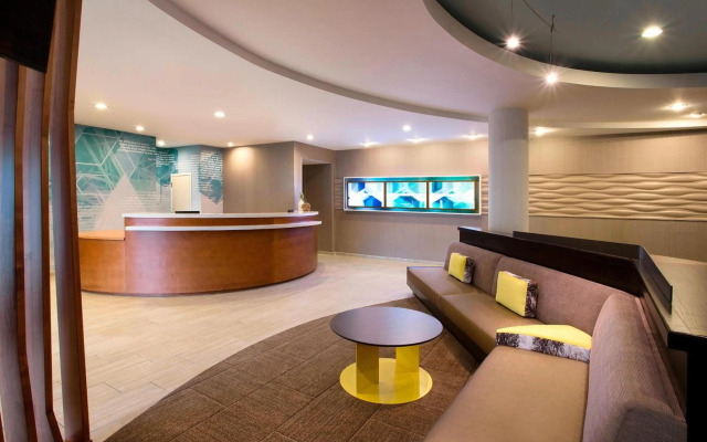 Springhill Suites Marriott Airport