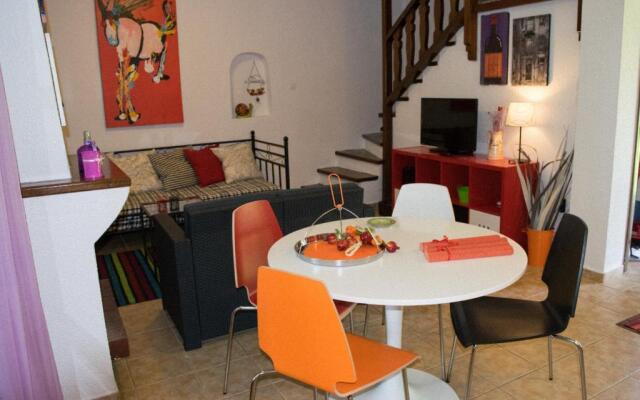 Mikiverna Houses & Apartments