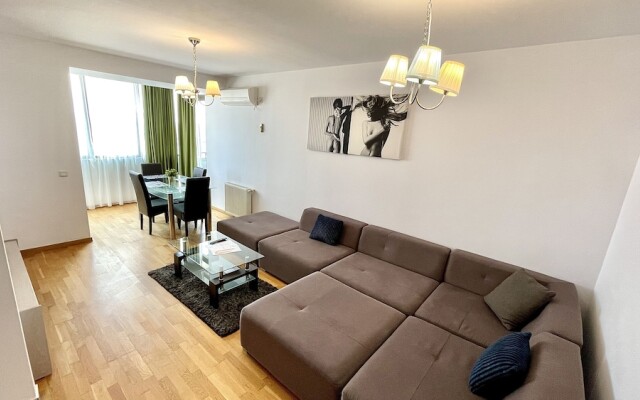 Monaco Grand Apartments By CityBookings