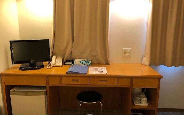 Business Hotel Cosmo Inn – Guest Rooms – Fukuroi