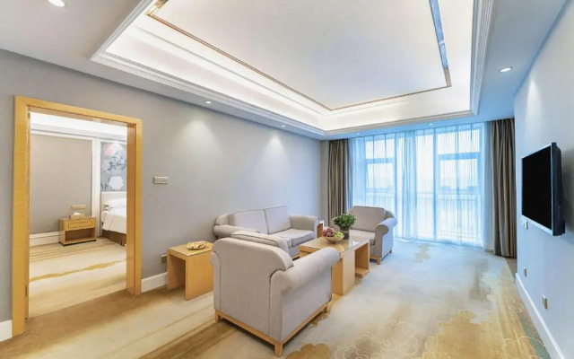 Vienna International South Railway Station