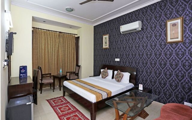 OYO 641 Grand Place