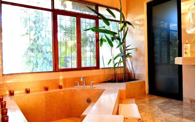 Nest Hotel B & B
