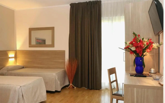 Hotel Dama