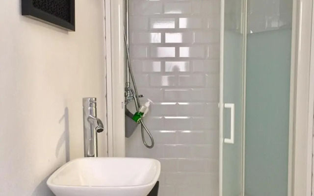 Piso nuevo con encanto centro Granada