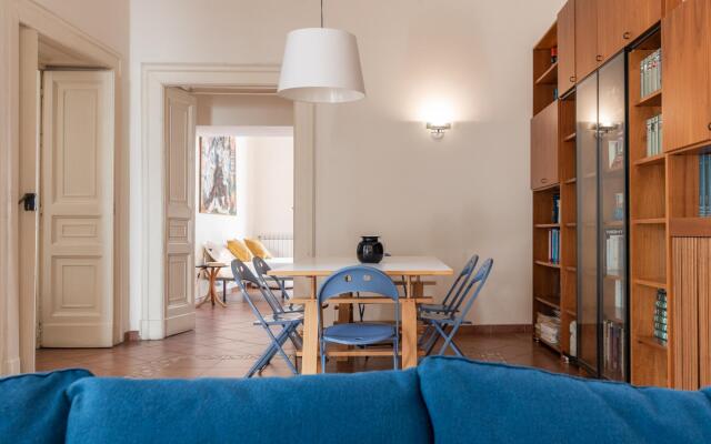 Maiorani Family Apartment nel Centro di Napoli