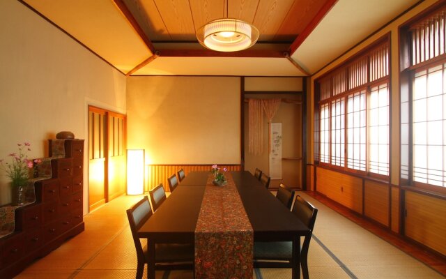 Mogamiya Ryokan