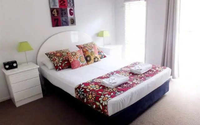 The Shores Holiday Apartments