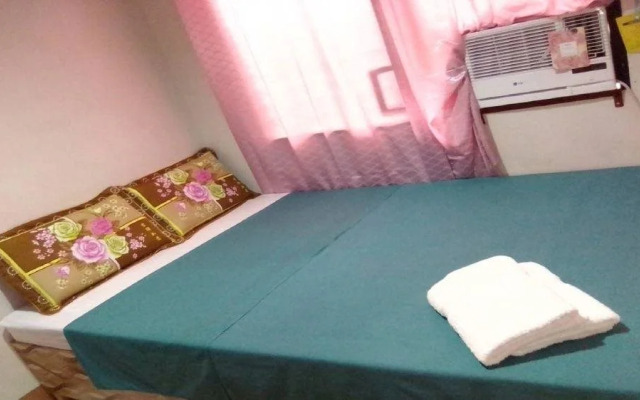 Jp McLoughlin's Boutique Apartelle