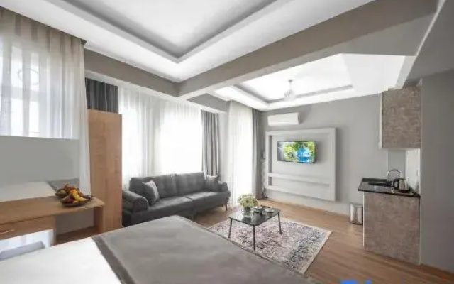 Takism Square - Studio 301