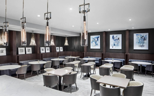 Envue, Autograph Collection