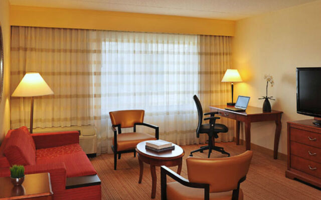 Country Inn & Suites by Radisson Columbus Edinburgh