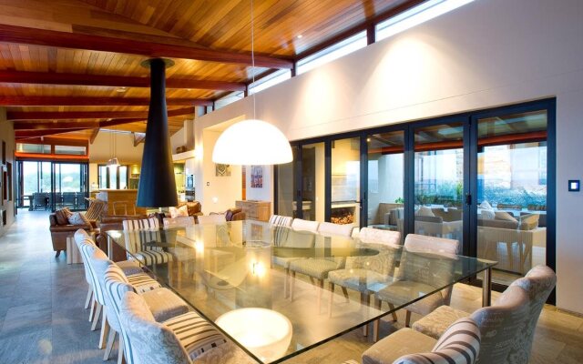 Alkira Lodge