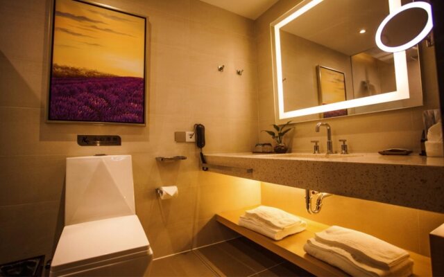 Lavande Hotel Guangzhou Zhongshan 8th Road Subway