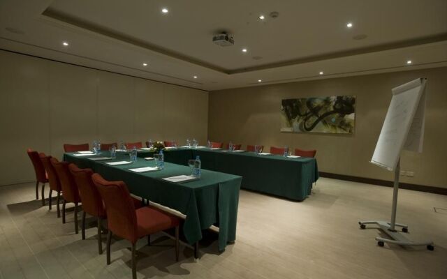 Holiday Inn Al Khobar - Corniche, an IHG Hotel