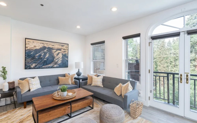 Bear Creek Lodge 207 2 Bedroom Condo by Alpine Lodging Telluride