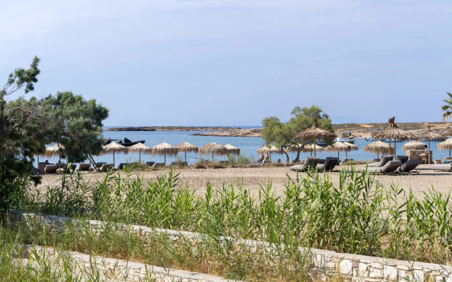 Beachside 2 bedroom Cottage
