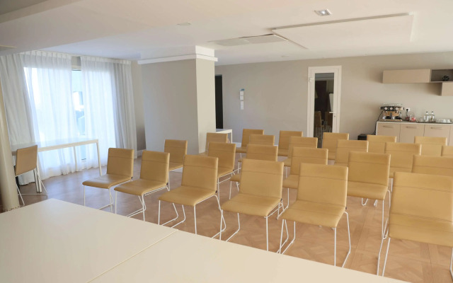 Best Western Premier Santa Maria