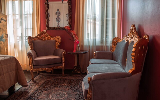 Ilion Hotel Suites