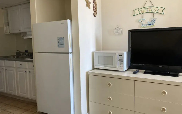 Le Boot Oceanfront Suites