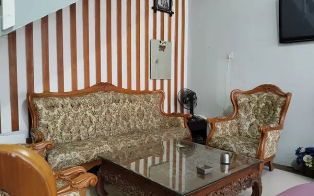 SMAN House Powered by Cocotel