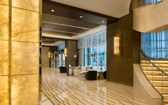 Beach Rotana Residences