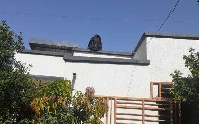 Lux suites Utawala Family House