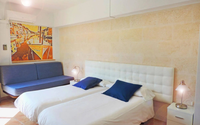 Marblau Hostal