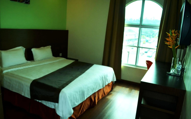 Hotel Lintas Plaza