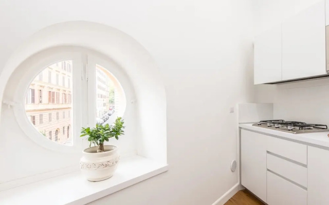 RSH San Cosimato Luxury Bright Apartment