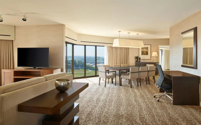 The Westin Kansas City at Crown Center