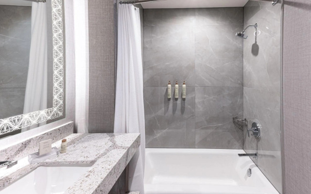 Renaissance Oklahoma City Downtown Bricktown Hotel