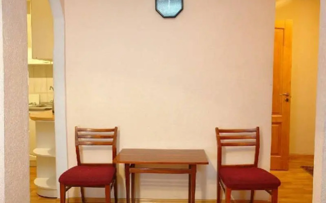 Tikhy Centre Apartments