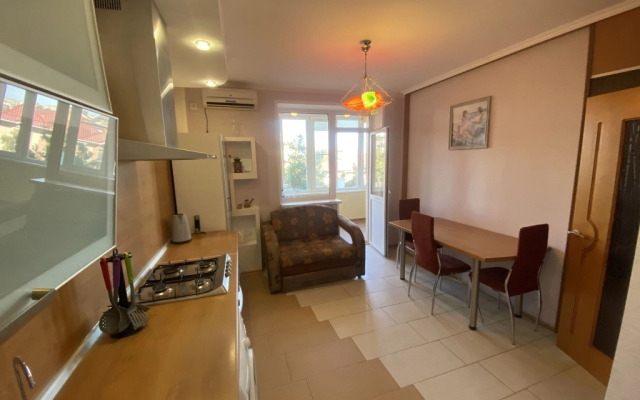 Guest House on Kurzalnaya 40