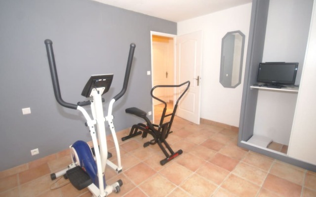 Luxurious Villa with Private Pool in Les Vans