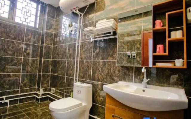 Beijing Luguqing Farmhouse