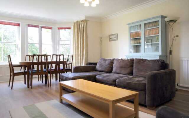 3 Bedroom Apartment With Private Entrance