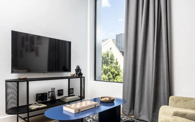 Studio @ 50 Bree Street - The Barracks 324