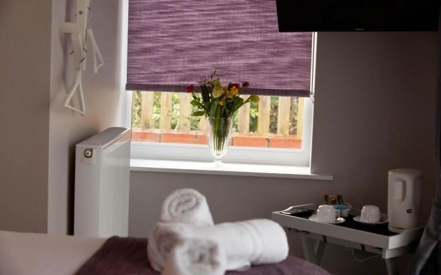 Rowton Poplars Hotel